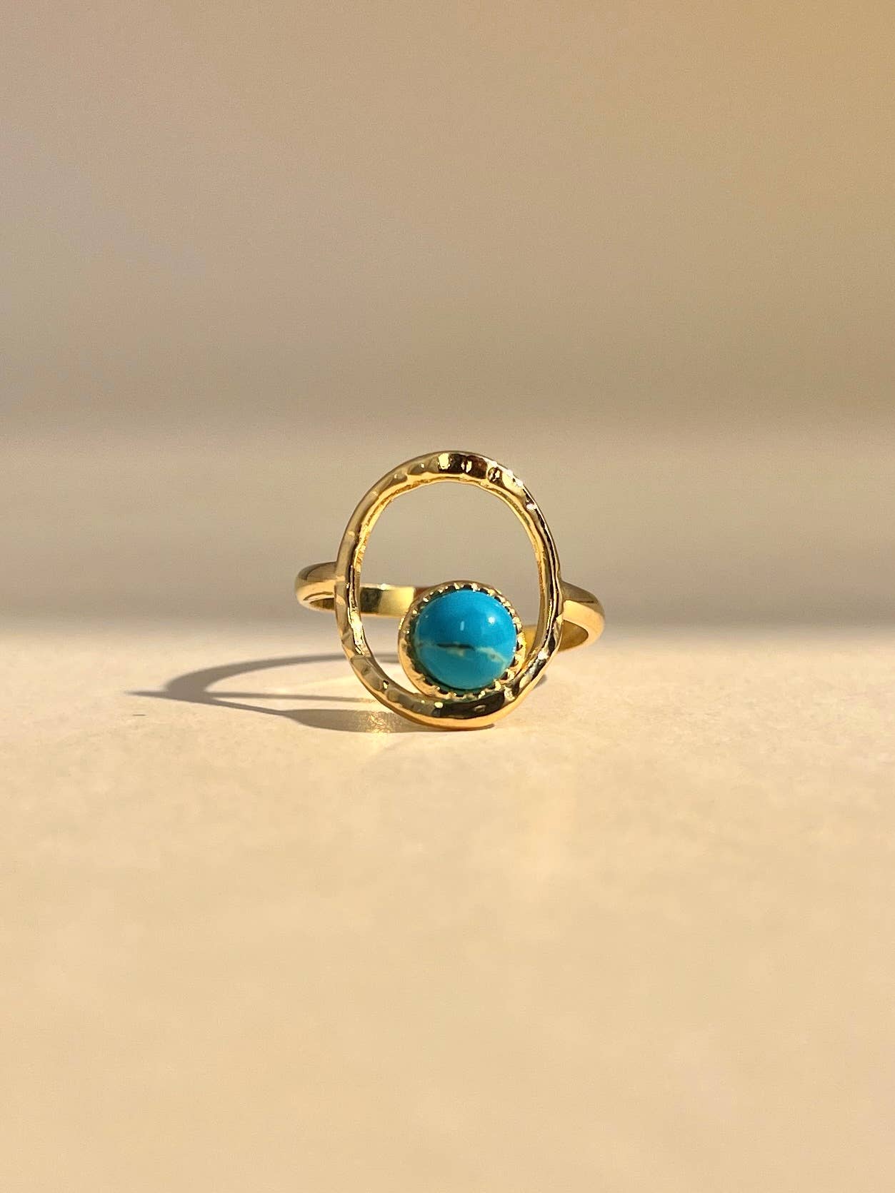 Bague acier inoxydable ajustable ovale avec pierre naturelle