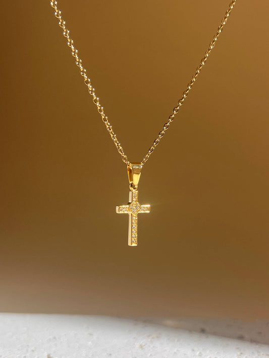 Collier  acier inoxydable croix minimaliste  fin avec strass